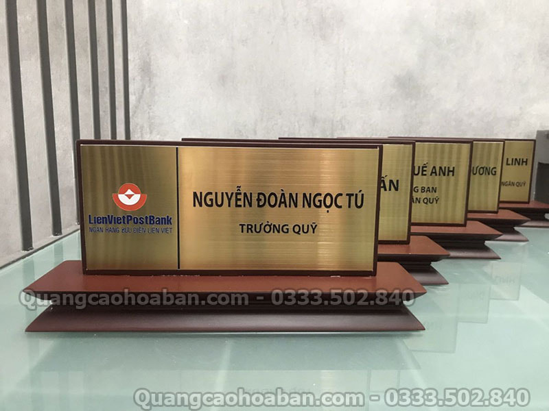 báo giá biển chức danh rẻ