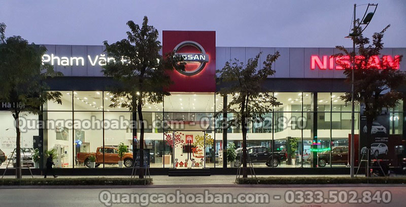 Làm biển quảng cáo tại đường Phạm Văn Đồng